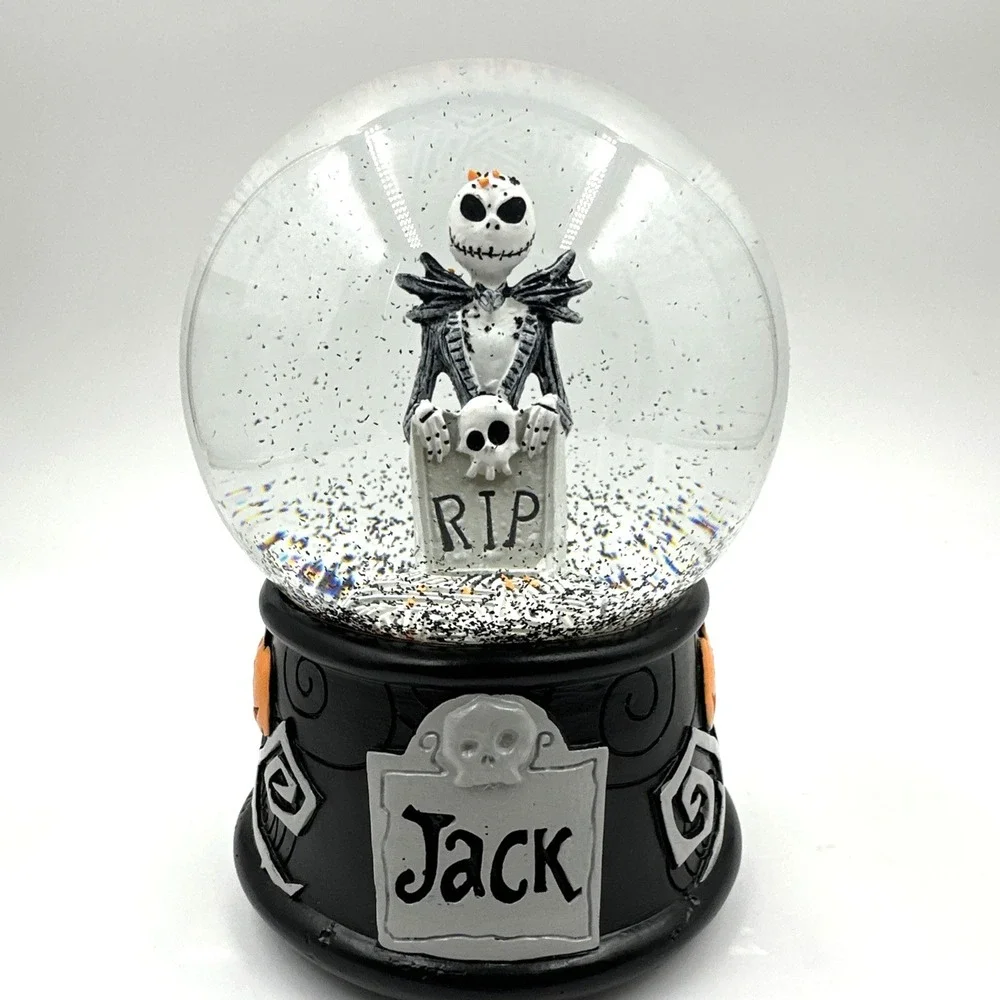 Disney Nightmare Before Christmas Snow Globe plays Funeral March of a Marionette
